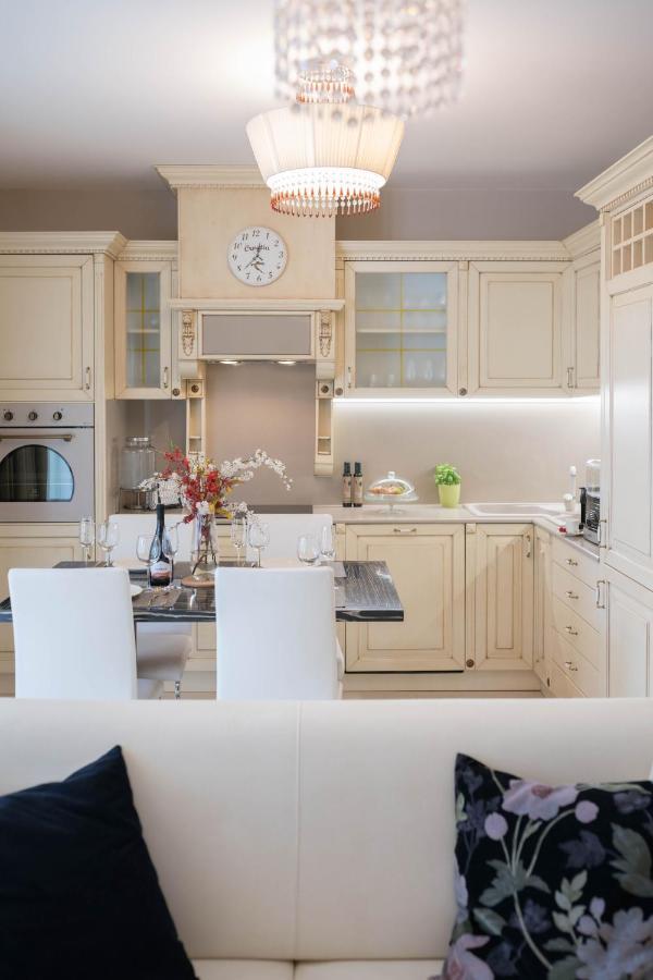 Apt Gioan Novigrad, 500M To Sea, Private Heated Jacuzzi, Bbq, Private Parking Новиград Экстерьер фото