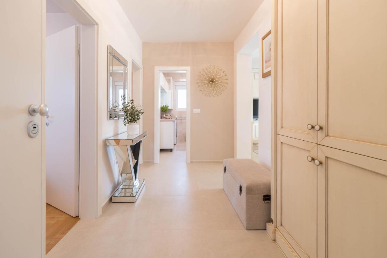 Apt Gioan Novigrad, 500M To Sea, Private Heated Jacuzzi, Bbq, Private Parking Новиград Экстерьер фото