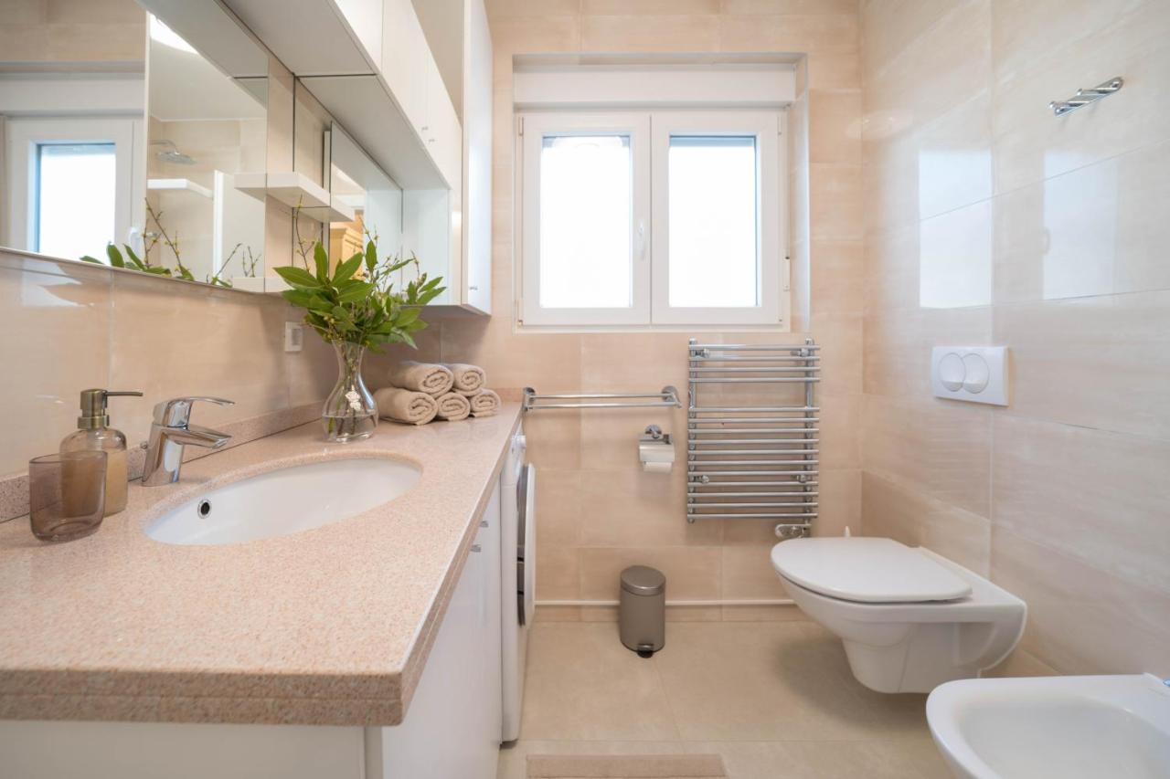 Apt Gioan Novigrad, 500M To Sea, Private Heated Jacuzzi, Bbq, Private Parking Новиград Экстерьер фото